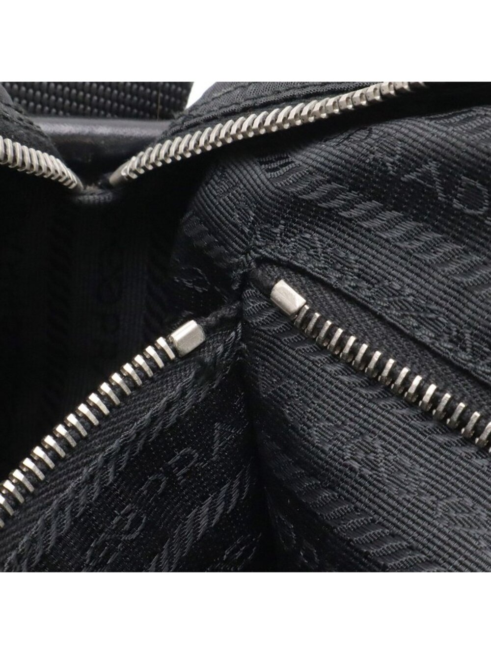 ★SOLD★ Prada Triangle Logo Shoulder Bag Pochette Crossbody Nylon Leather Nero - Picture 8 of 9